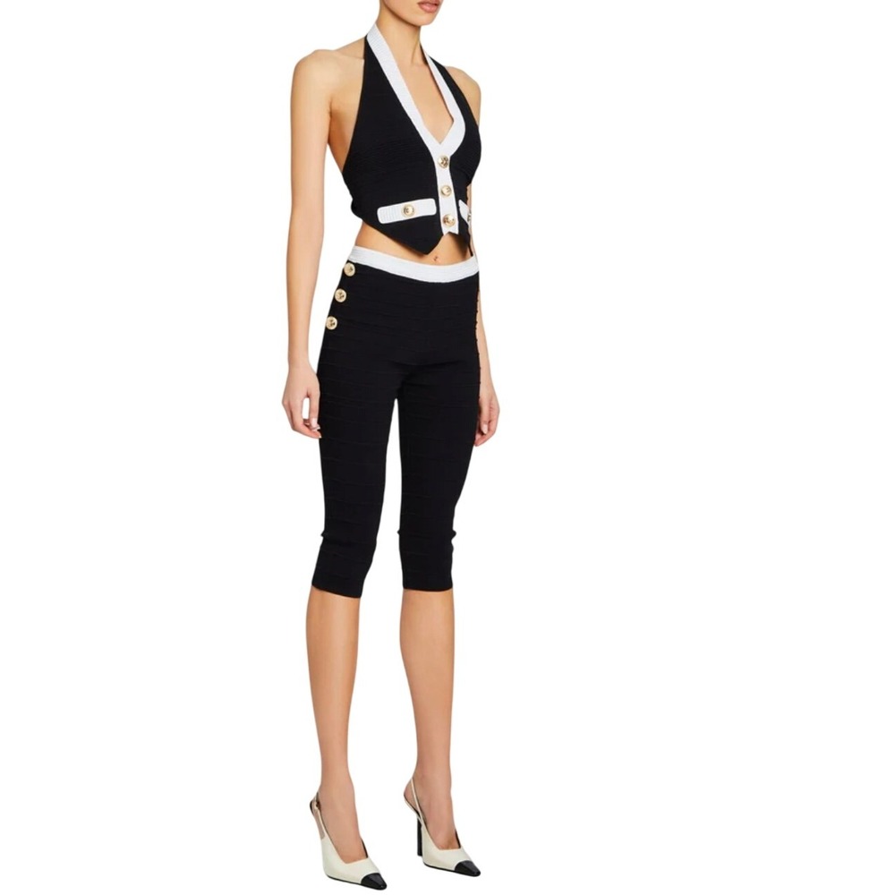 Retrofête Morgana NWT $298 Black Bandage Capri Pants with Gold Buttons